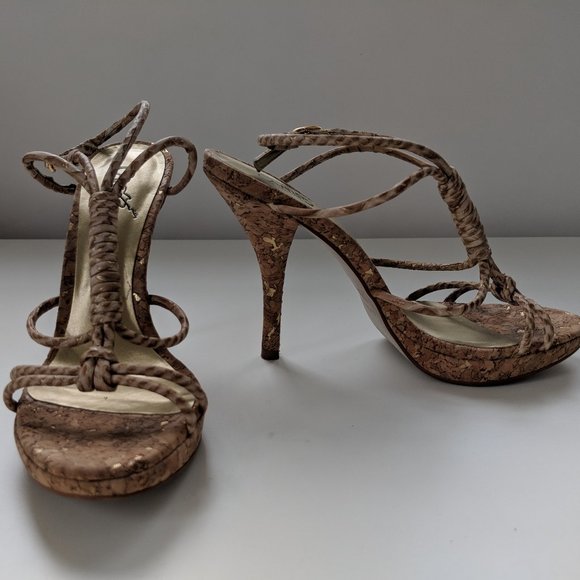 EUC (W6.5) - CARLOS SANTANA Cork Sandal with Gold Flecks - Picture 2 of 3